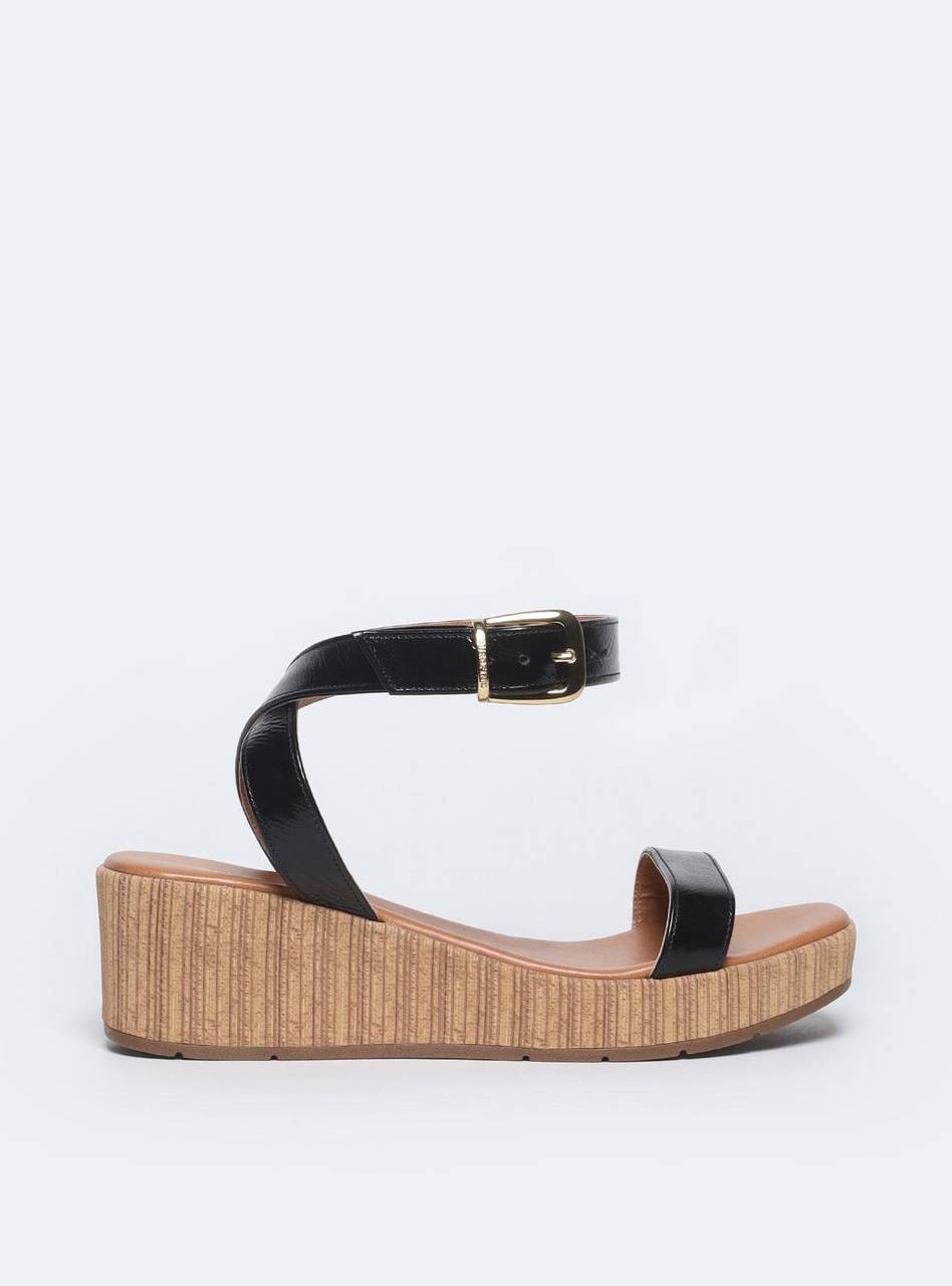 Sandália Feminina Plataforma Anabela Couro - Preta SDI-11561 - PR