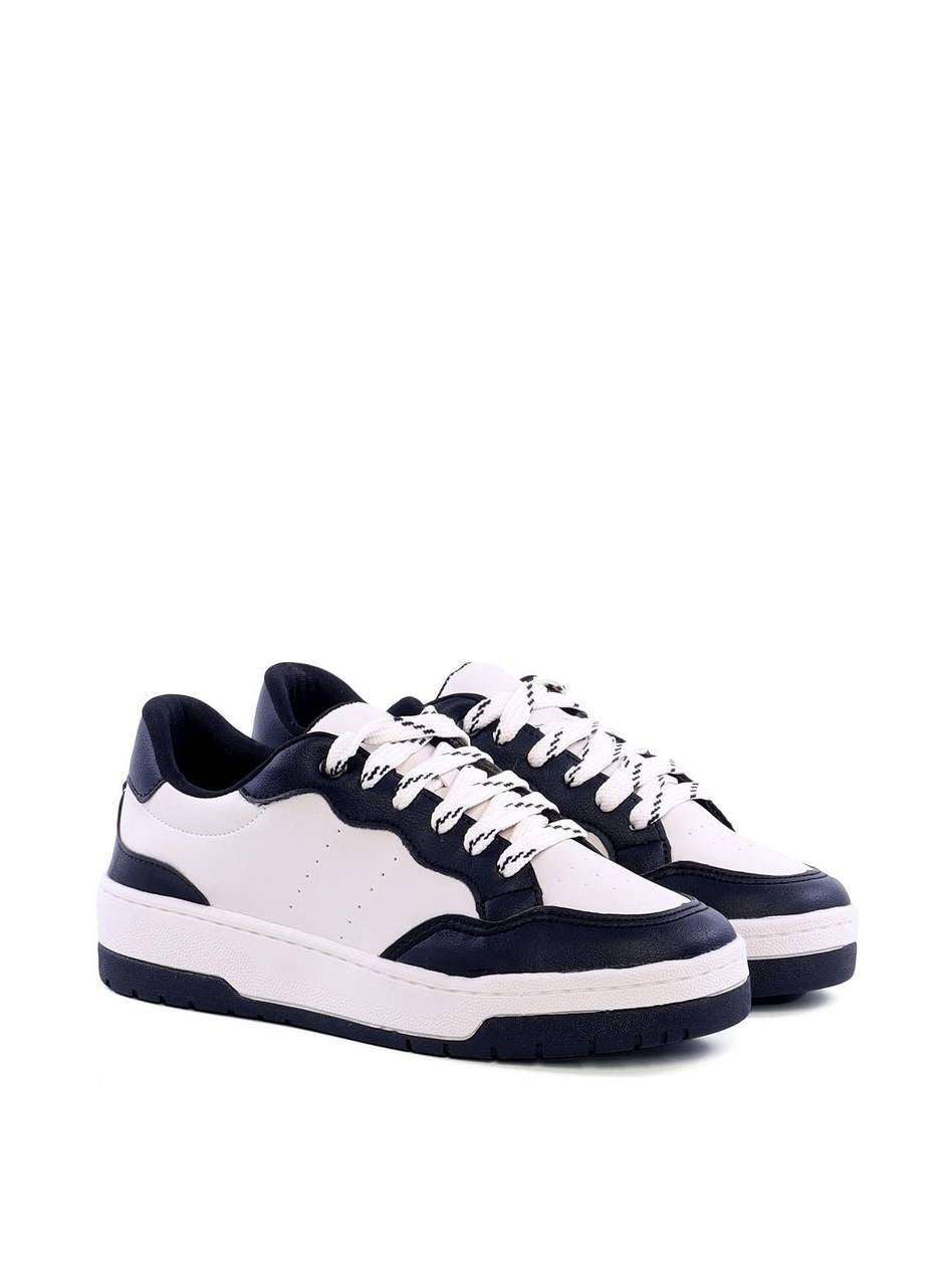 Tênis Feminino Casual em Sintético com Detalhes Pretos SP- 11849 - PR