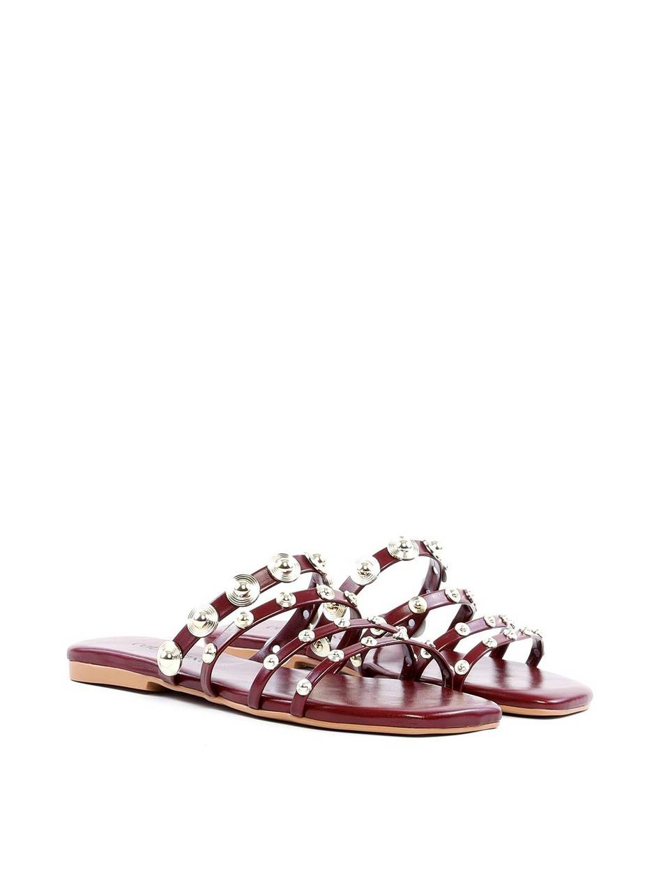 Rasteira com Tiras Finas e Rebites - Vinho SDI-11895 - VI