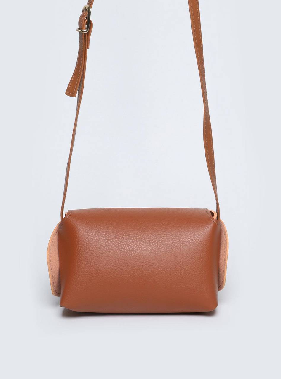 Bolsa Feminina Transversal Detalhes Rebite Lateral Castor BSI-5888 - CS