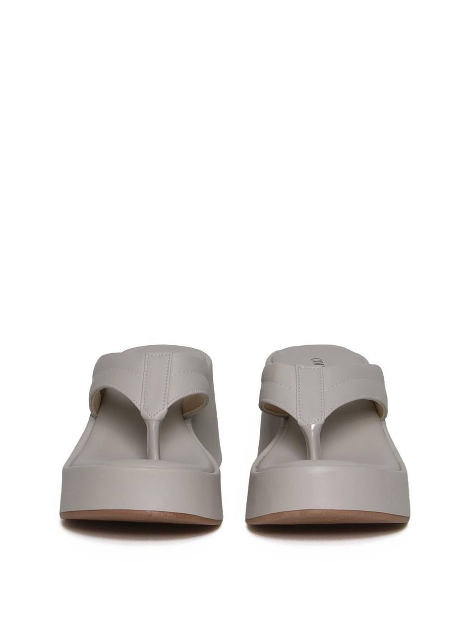 Tamanco Plataforma de Dedo com Detalhes de Costura - Cinza SDI-11663 - CZ