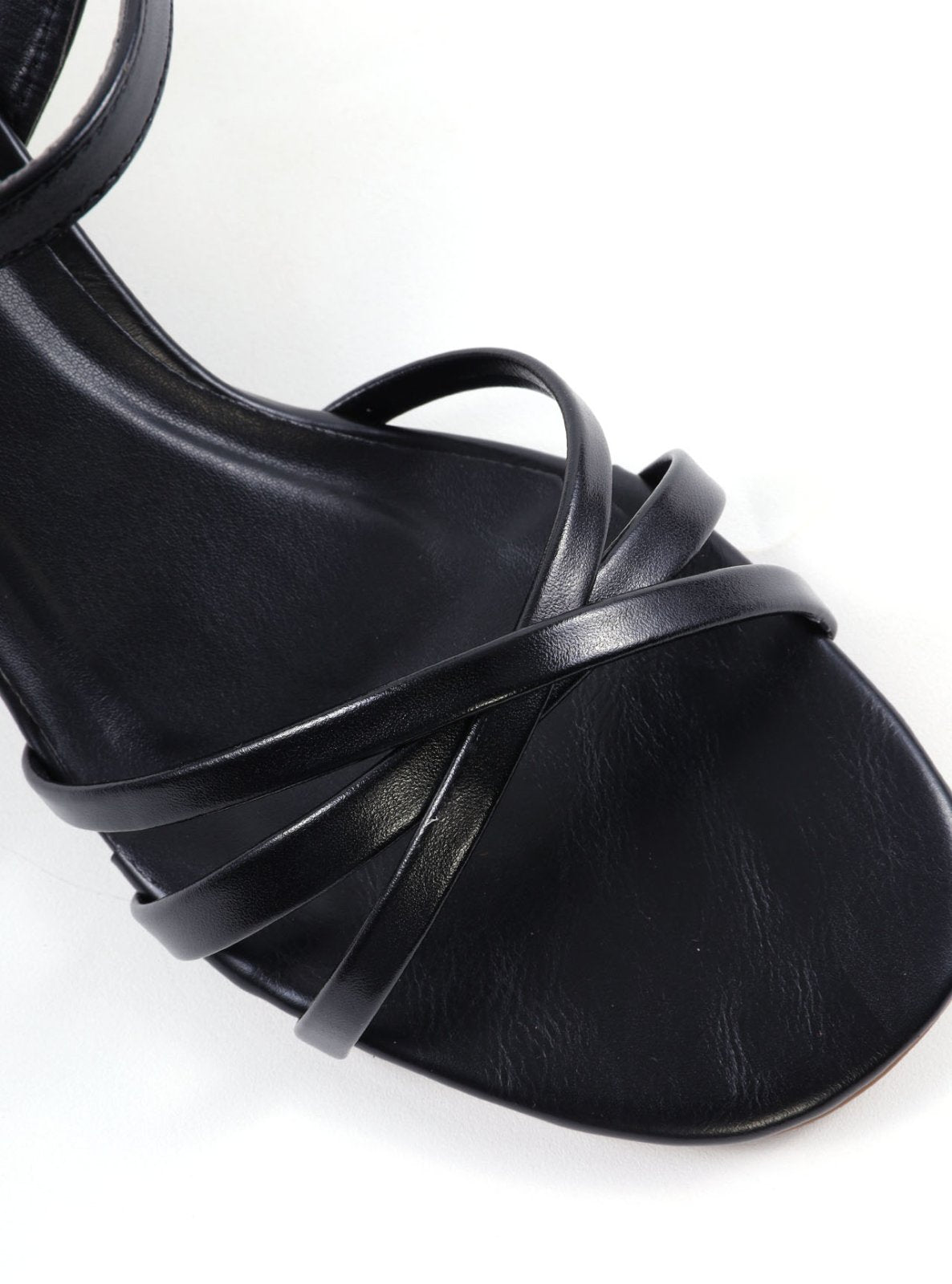 Sandália Salto Cone com Tiras Entrelaçadas Metalizadas SDI-12251 - PR