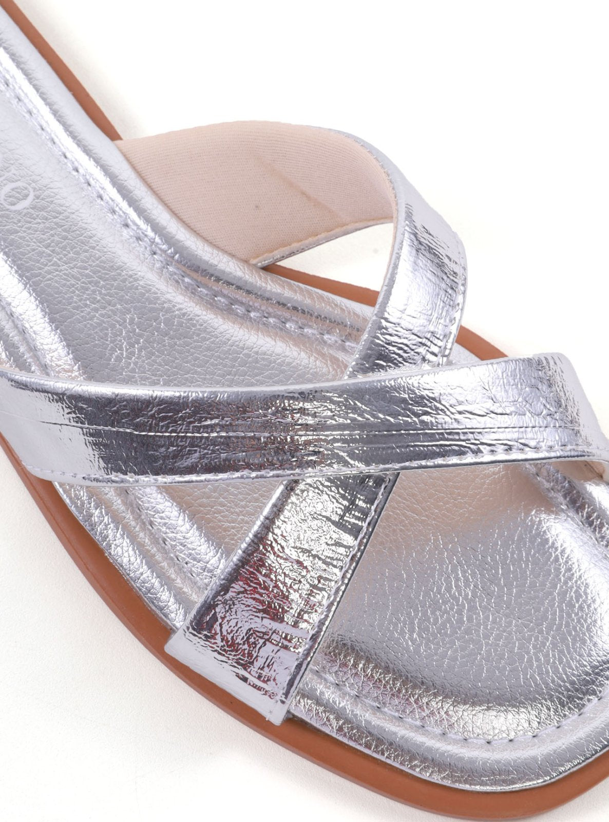 Sandália Rasteira Slide com Tiras Cruzadas Finas SDI-12266 - PT