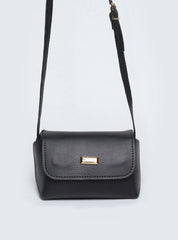 Bolsa Feminina Transversal Detalhes Rebite Lateral Preta BSI-5888 - PR