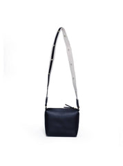 Bolsa Carteiro Tiracolo Sintético Alça com Ilhós Preta - BSI-5968 - PR BSI-5968 - PR