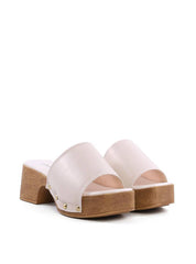 Tamanco Clog com Tachas Laterais - Fenno SDI-12095 - FE