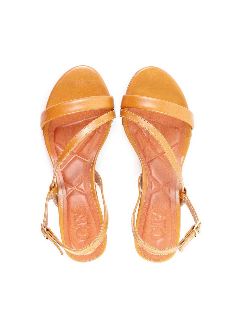 Sandália com Salto Dourado e Tira Lateral - Mostarda SDI-11900 - MT