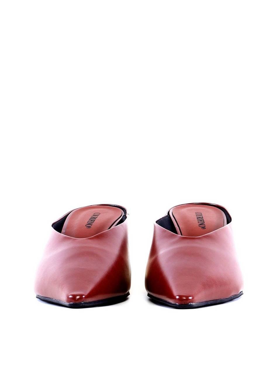 Mule de Bico Fino com Salto Anabela Cromado - Cacau SD-12011 - CA