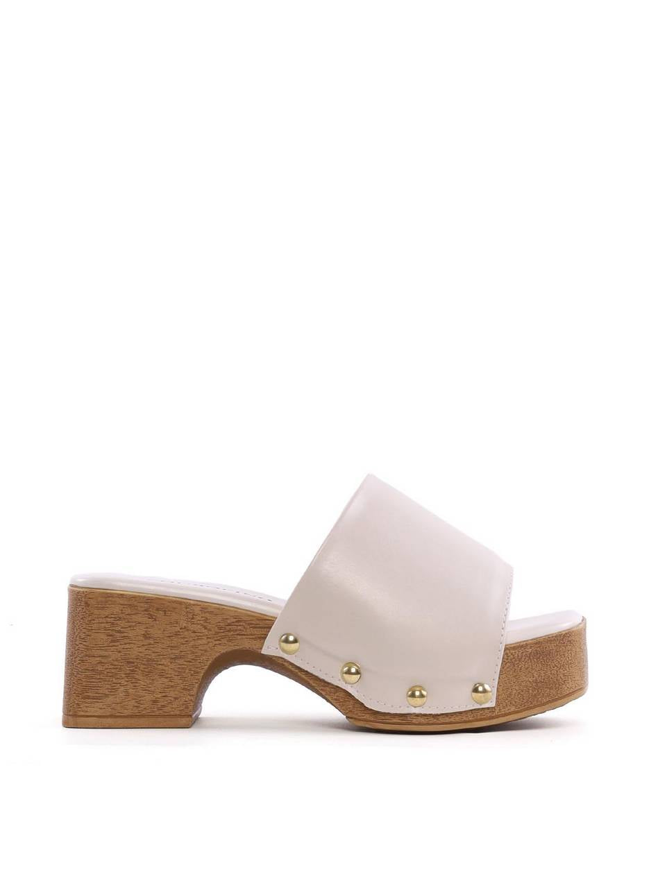 Tamanco Clog com Tachas Laterais - Fenno SDI-12095 - FE