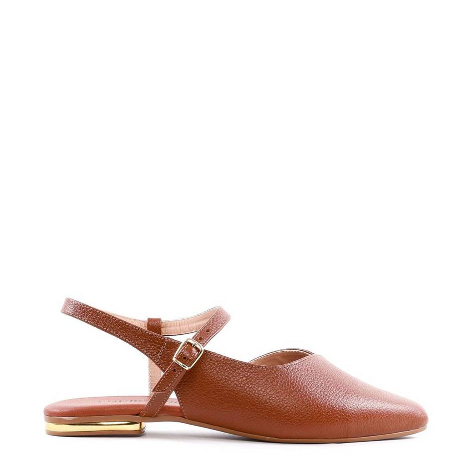 BA82B8F66F488F3C5B9FED2E121FAB17.jpg