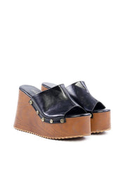 Tamanco Plataforma com Tachas Laterais - Preto BSI-11858 - PR