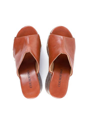 Tamanco Plataforma com Tachas Laterais - Castor BSI-11858 - CS