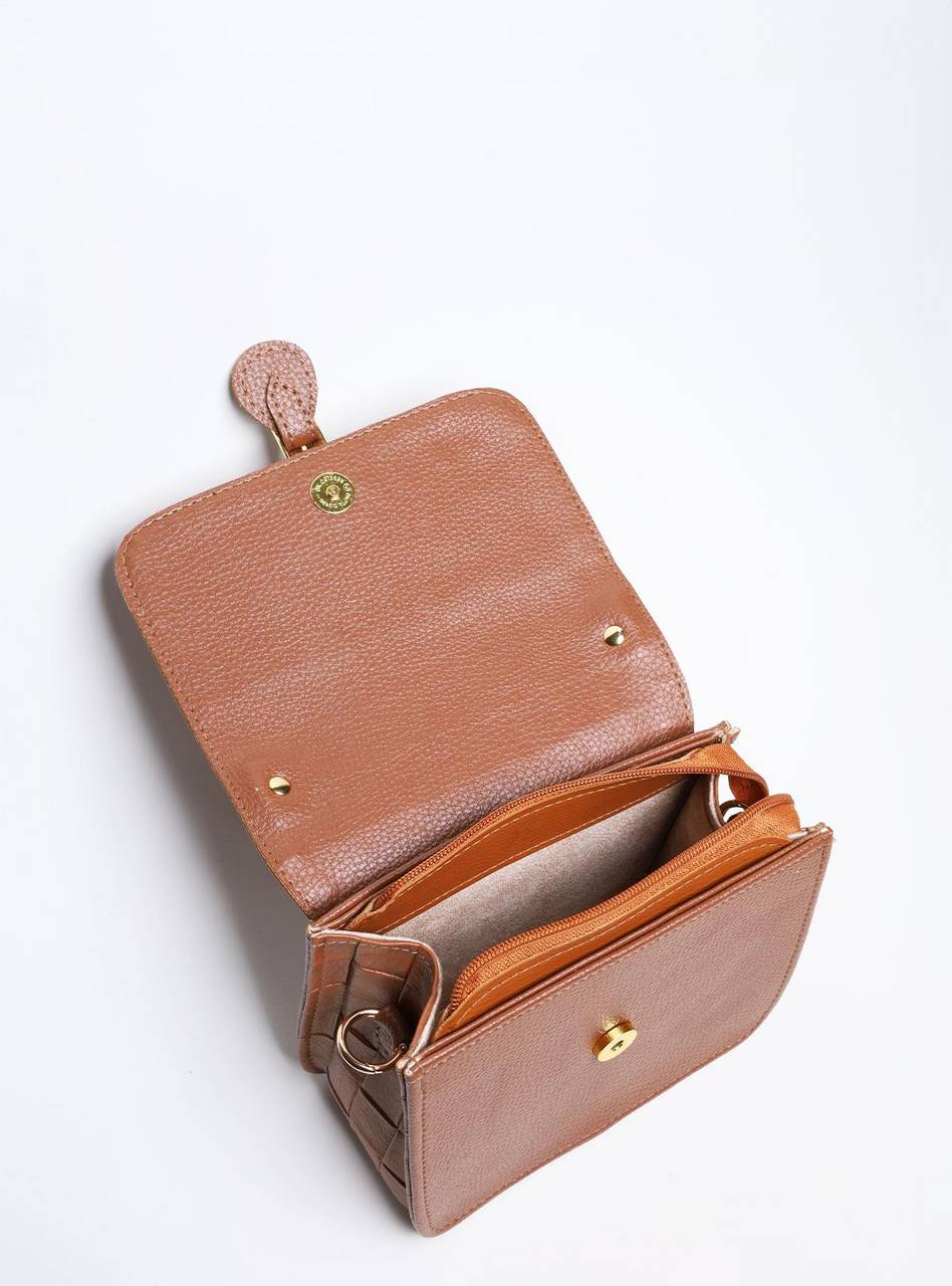 Bolsa Bag Pequena Lingueta Fivela Castor BSI-5855 - CS