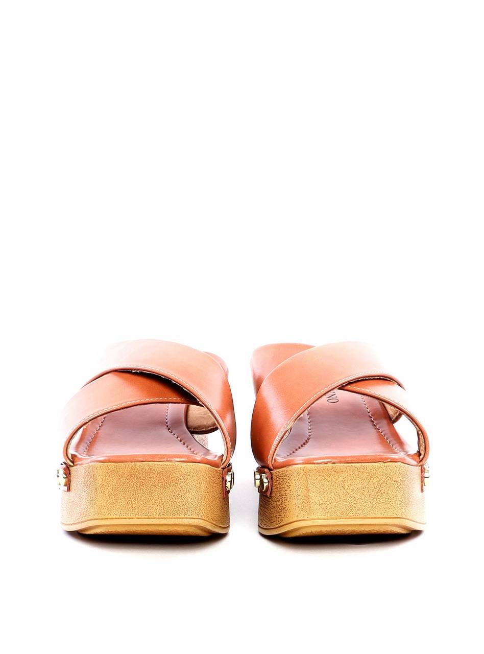 Tamanco Plataforma com Tiras Cruzadas e Tachas - Nude SDI-11855 - NU
